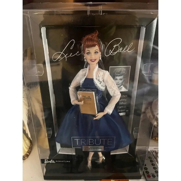 Mint Barbie Signature Lucille Ball Tribute Doll #GXL16 I Love Lucy w/Stand COA - Picture 6 of 7